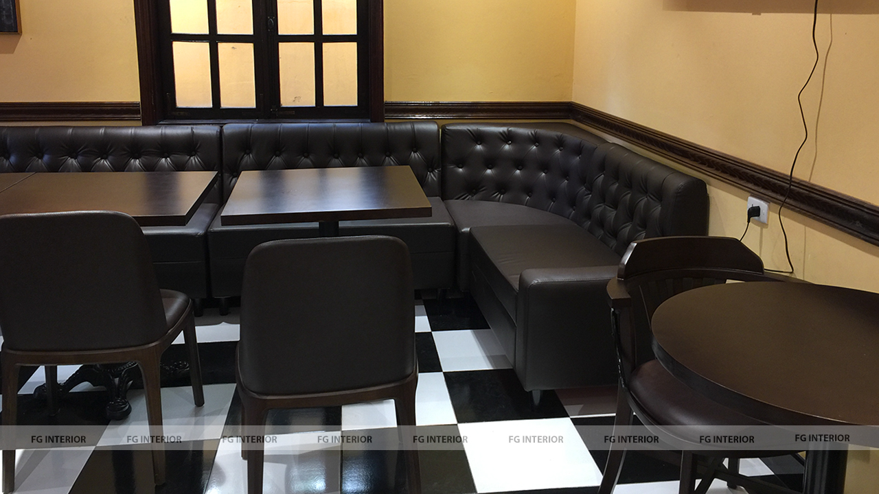 ban-ghe-cafe